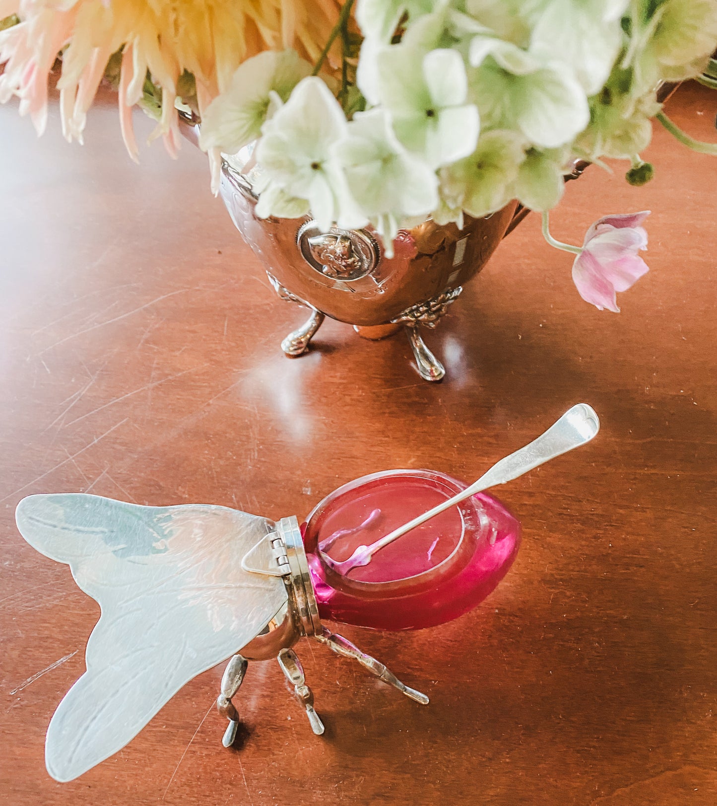 Very Rare Antique Amethyst Glass Bee Honey Pot