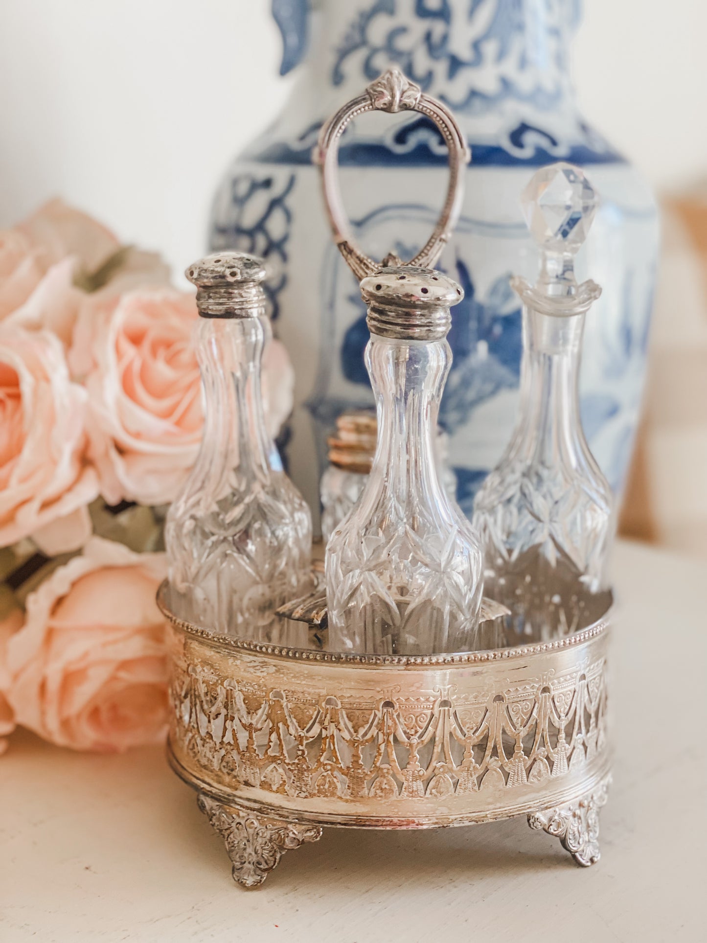 Charming Cruet Set