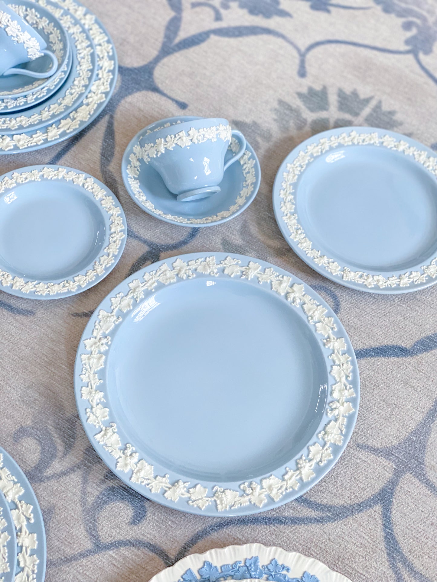 Wedgwood Cream on Lavender Service for 7