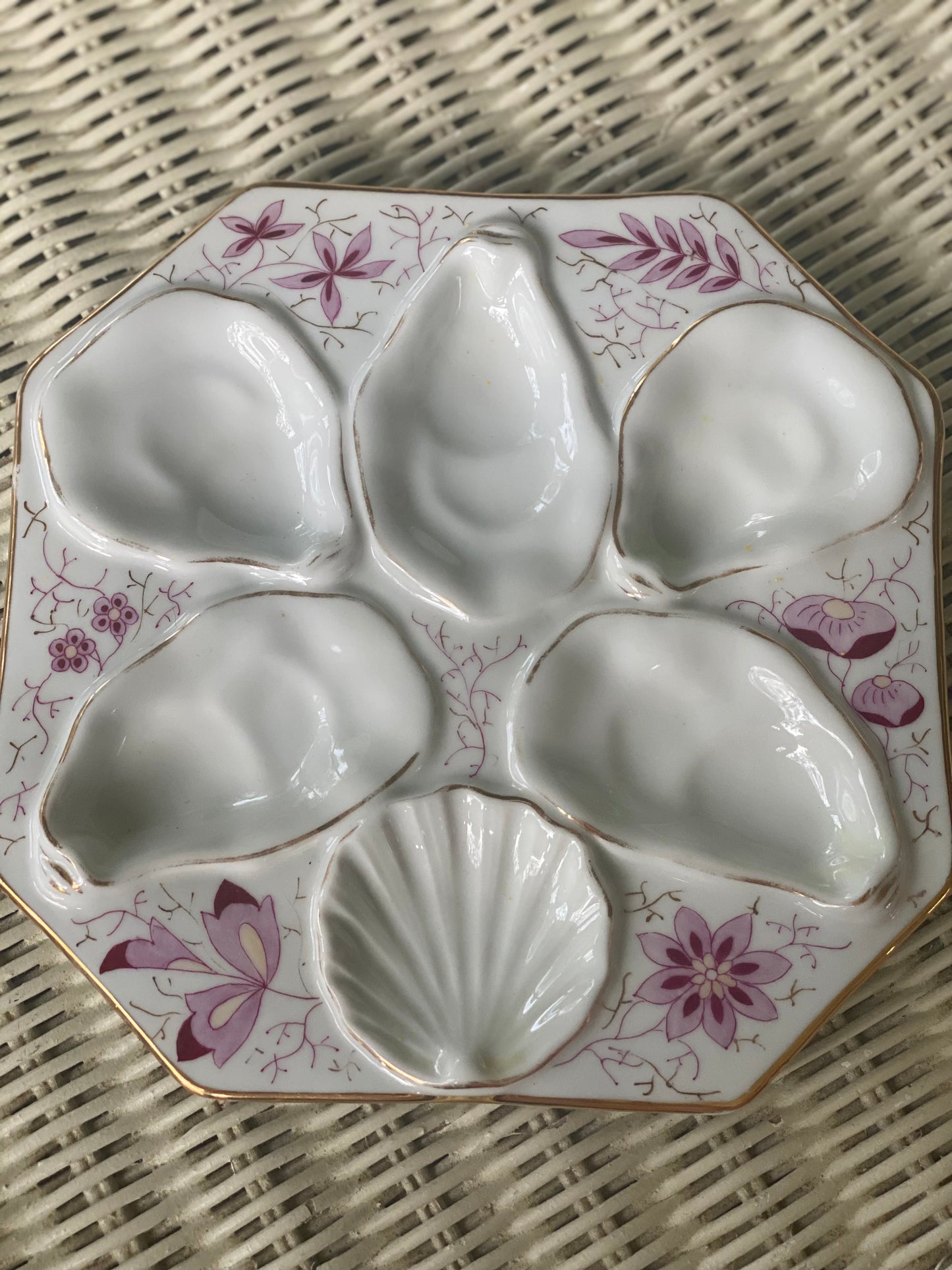 Pink Antique Oyster Plate