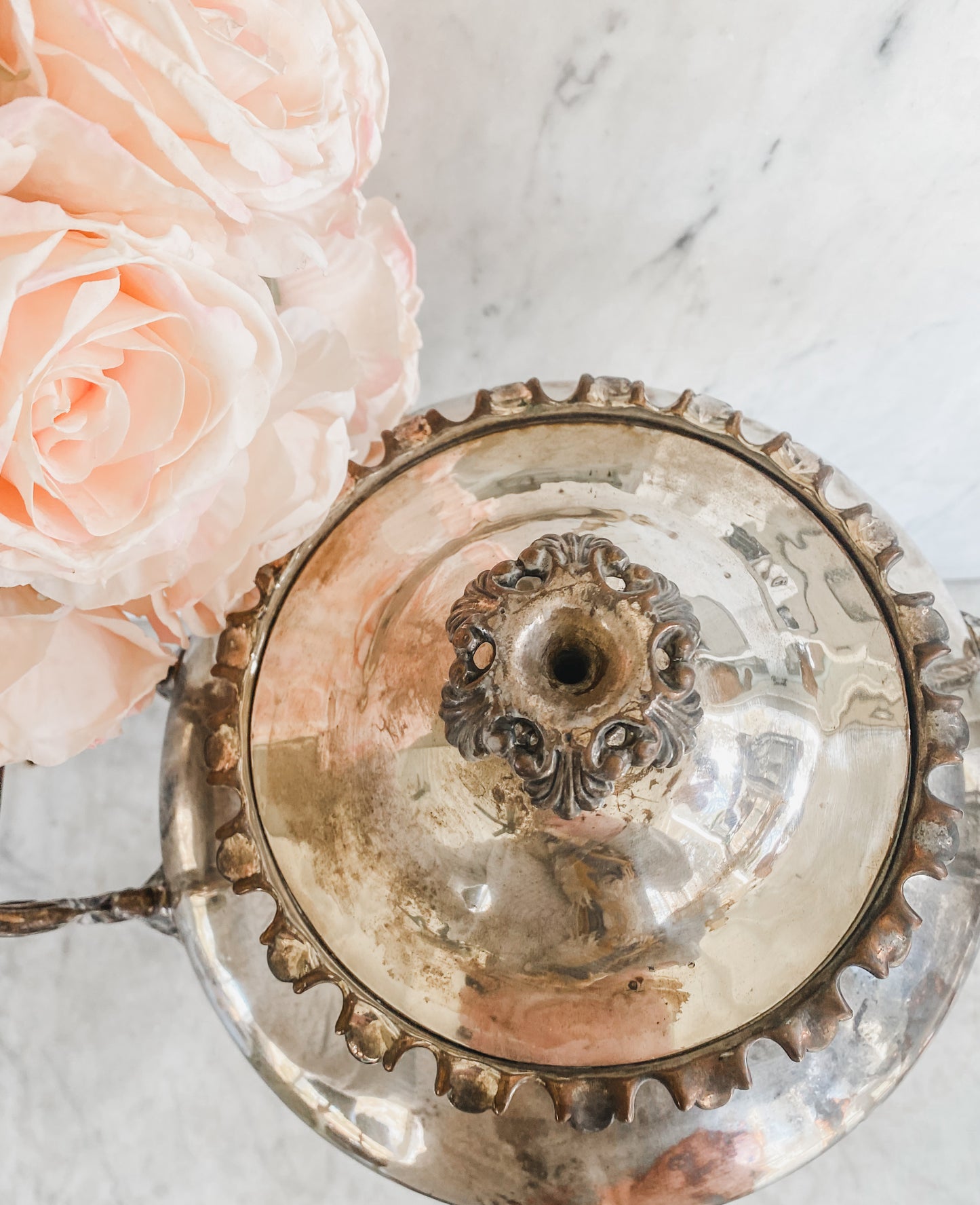 Grand 19th-Century Silverplate Water Dispenser with Ornate Details